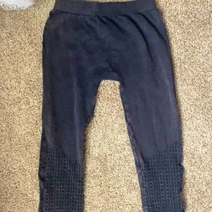 Nikibiki Leggings